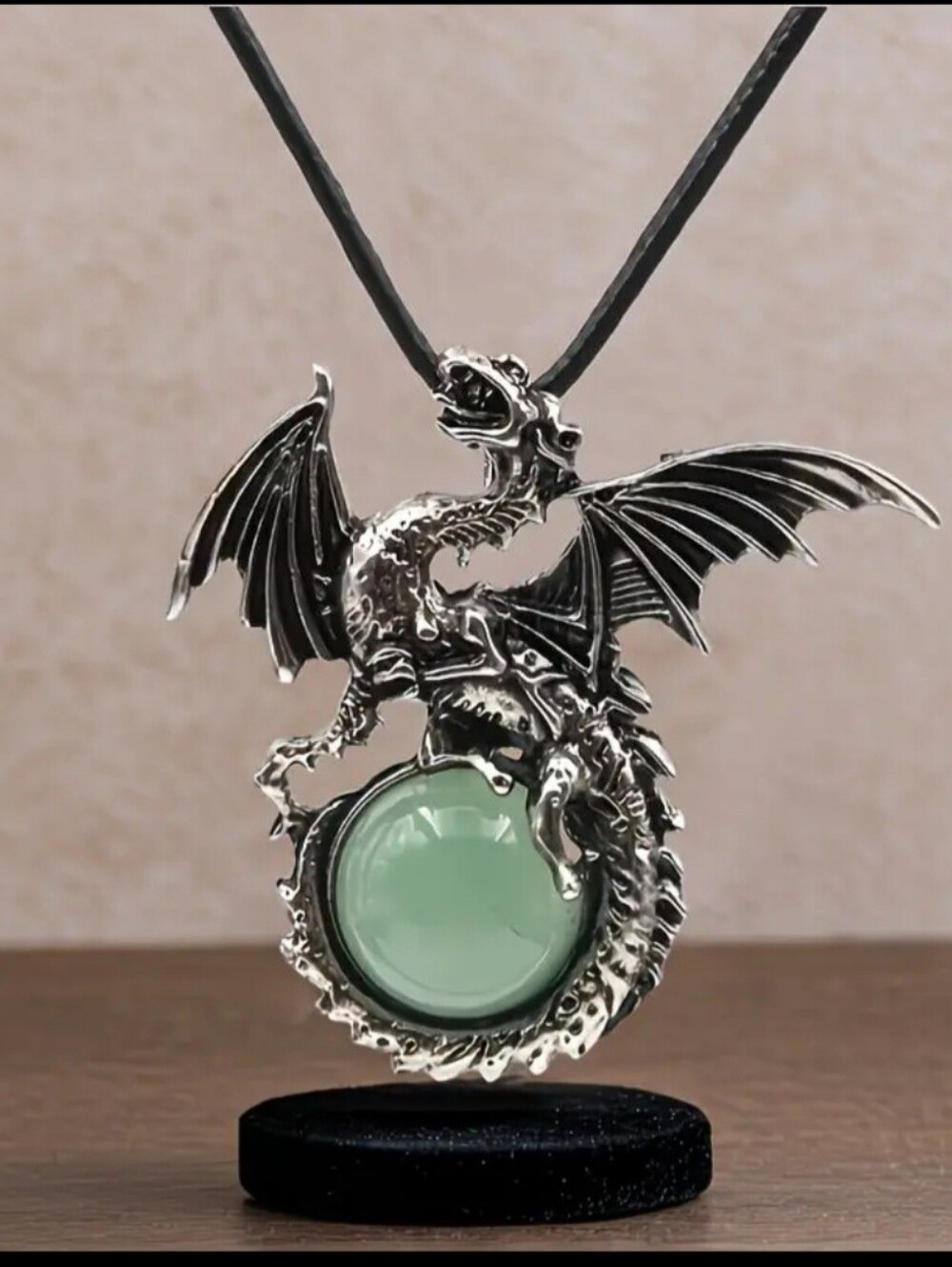 Nwt Pendant Necklace Lucky Natural Stone Green Aventurine Pterosaur Alloy Charm